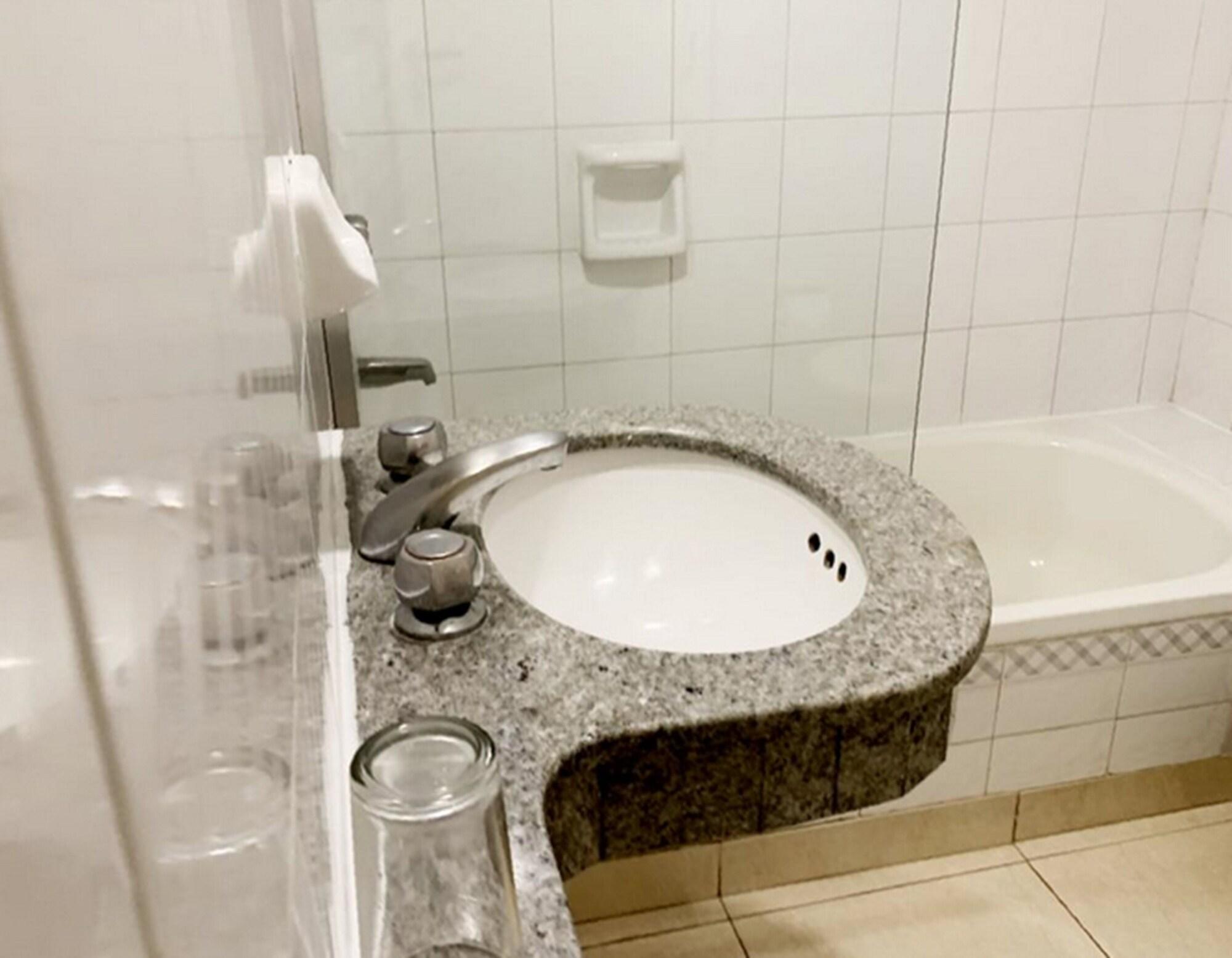 普利米尔酒店 圣米格尔·德·图库玛 外观 照片